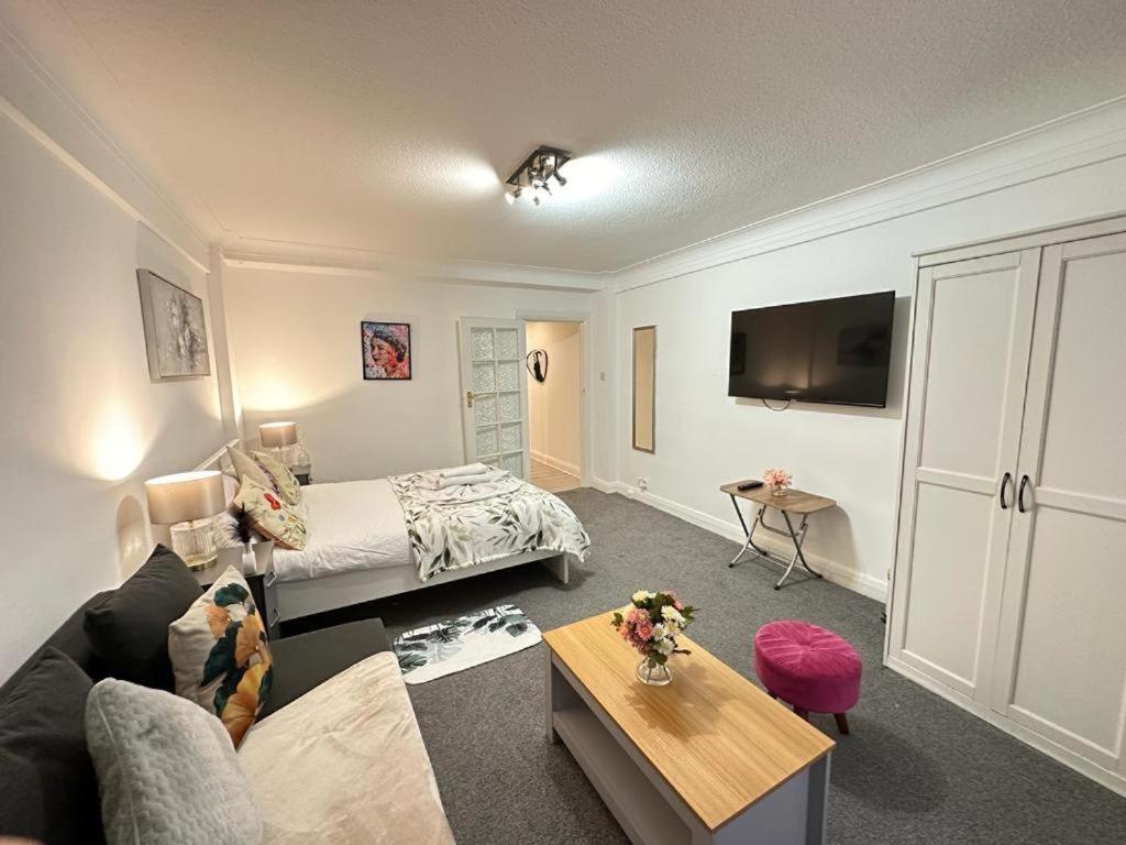 Oxford Street Beautiful Studio Apartment Лондон Экстерьер фото